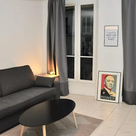 Super Cozy Studio Near Notre Dame Cathedral *